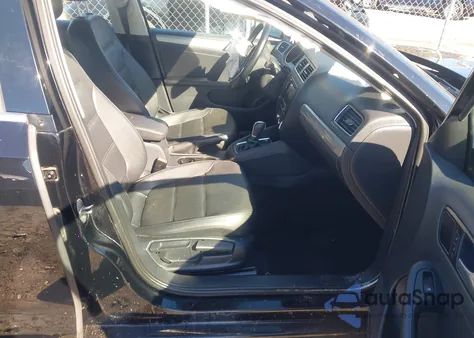 2017 Volkswagen Jetta 1.4T Se z USA, uszkodzony, nr VIN 3VWDB7AJ9HM230105